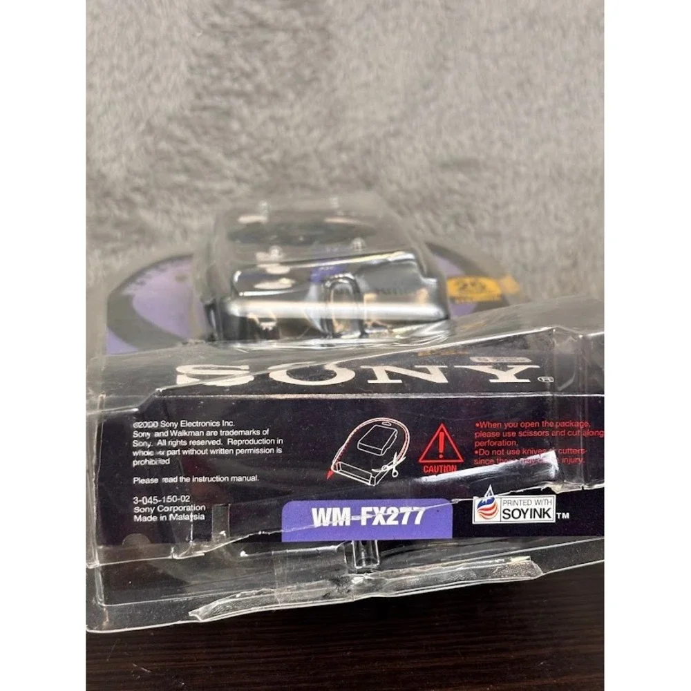 Sony Walkman WM-FX277 Silver TV FM AM Digital Cassette Player New Open Box
